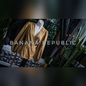 Banana Republic Tan Long Sleeve Blouse Top SM-MD